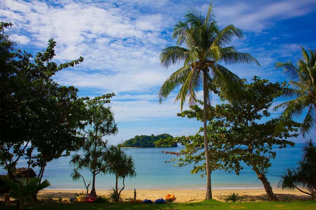 Kohjum Freedom Resort Koh Jum Zewnętrze zdjęcie