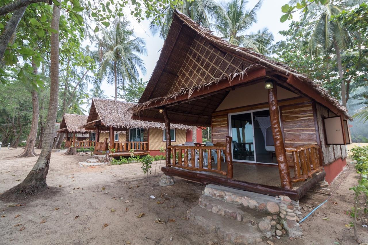 Kohjum Freedom Resort Koh Jum Zewnętrze zdjęcie