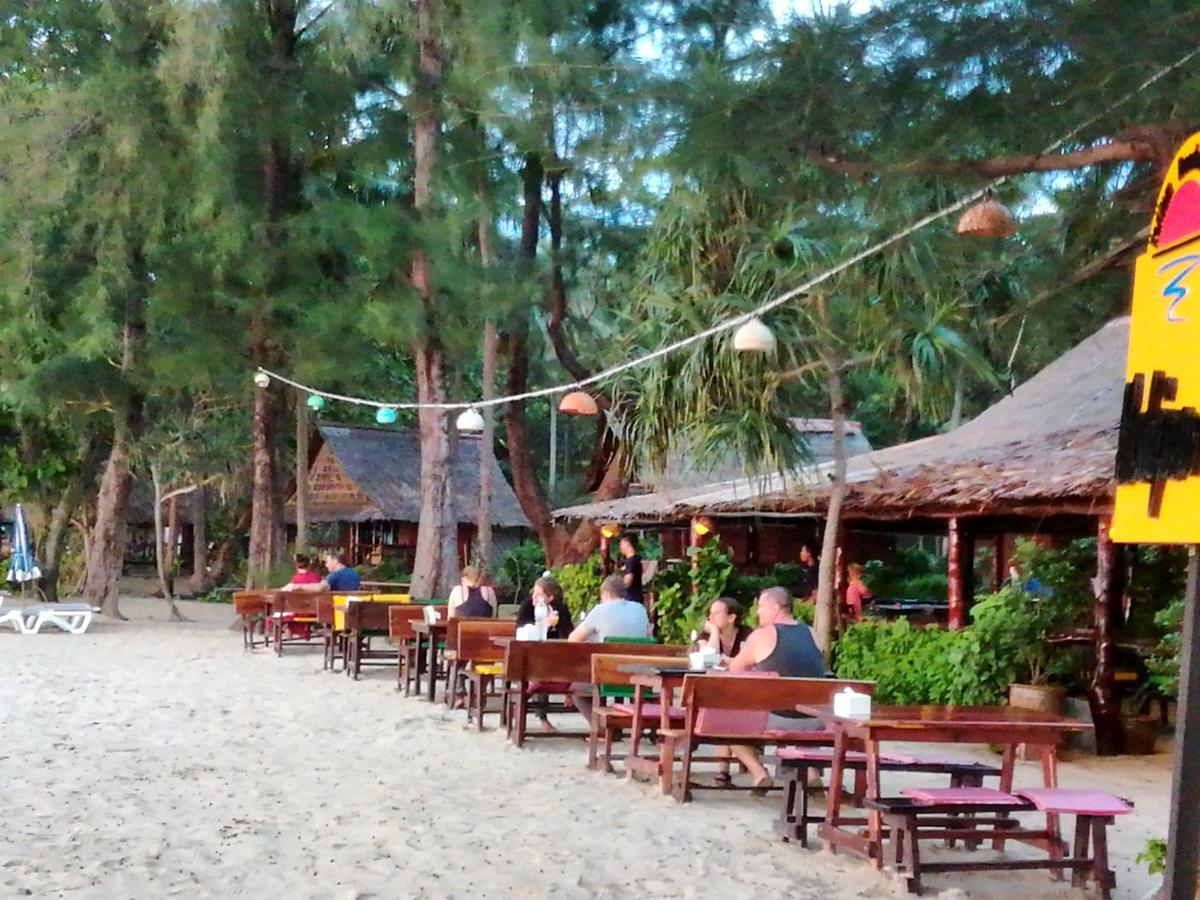 Kohjum Freedom Resort Koh Jum Zewnętrze zdjęcie